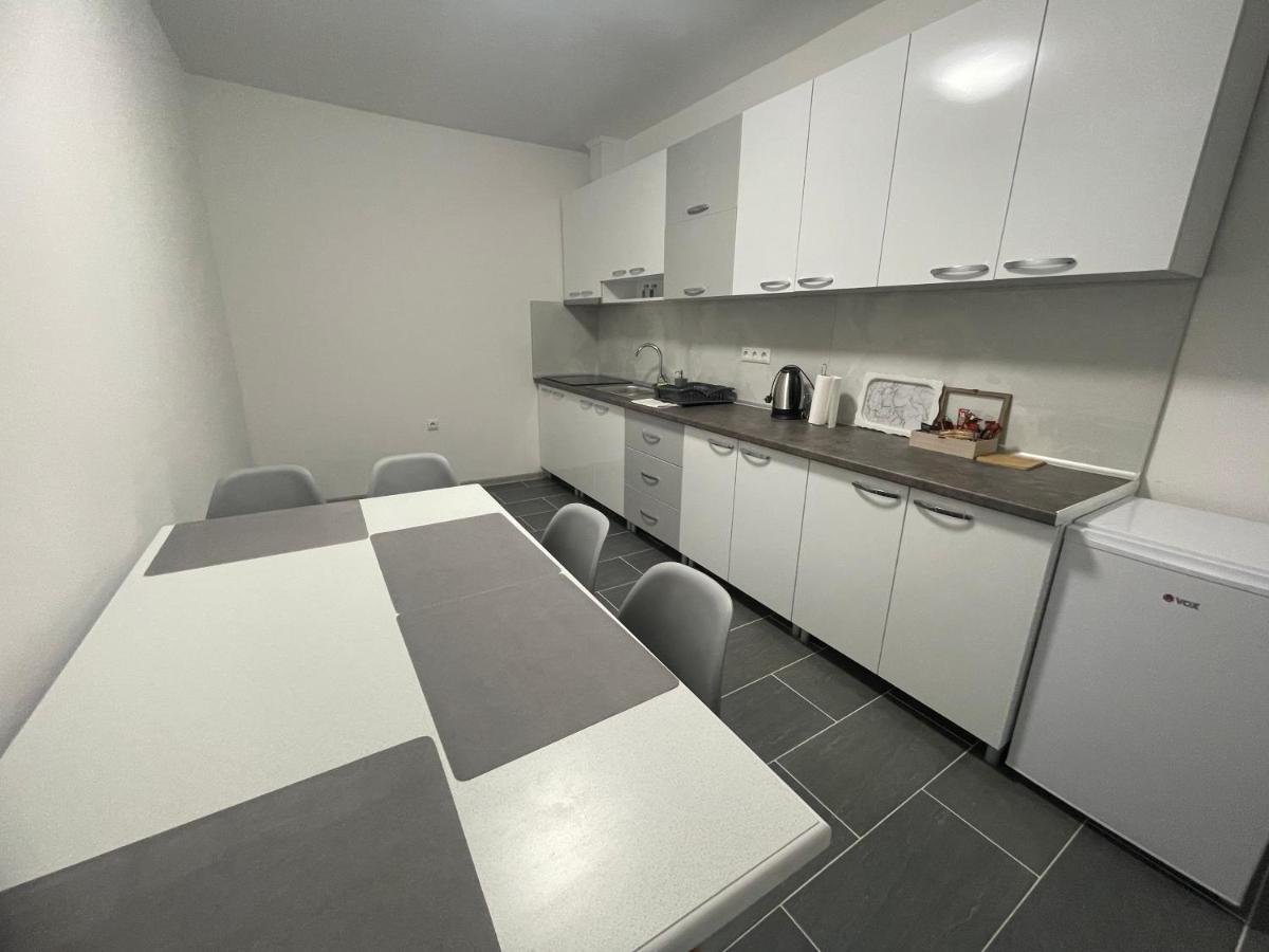 Apartmani Franciska 亚伊采 外观 照片